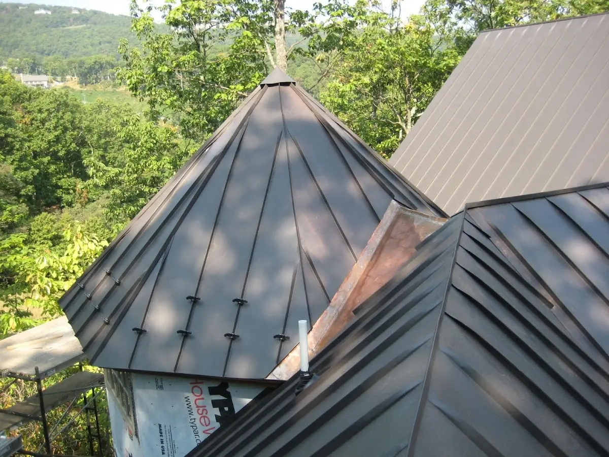 Professional Gutter Cleaning by Craftsman Roofing in Dillon